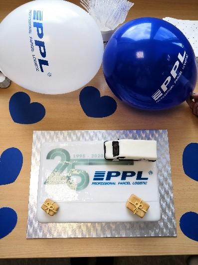 cake with logo of 25 years